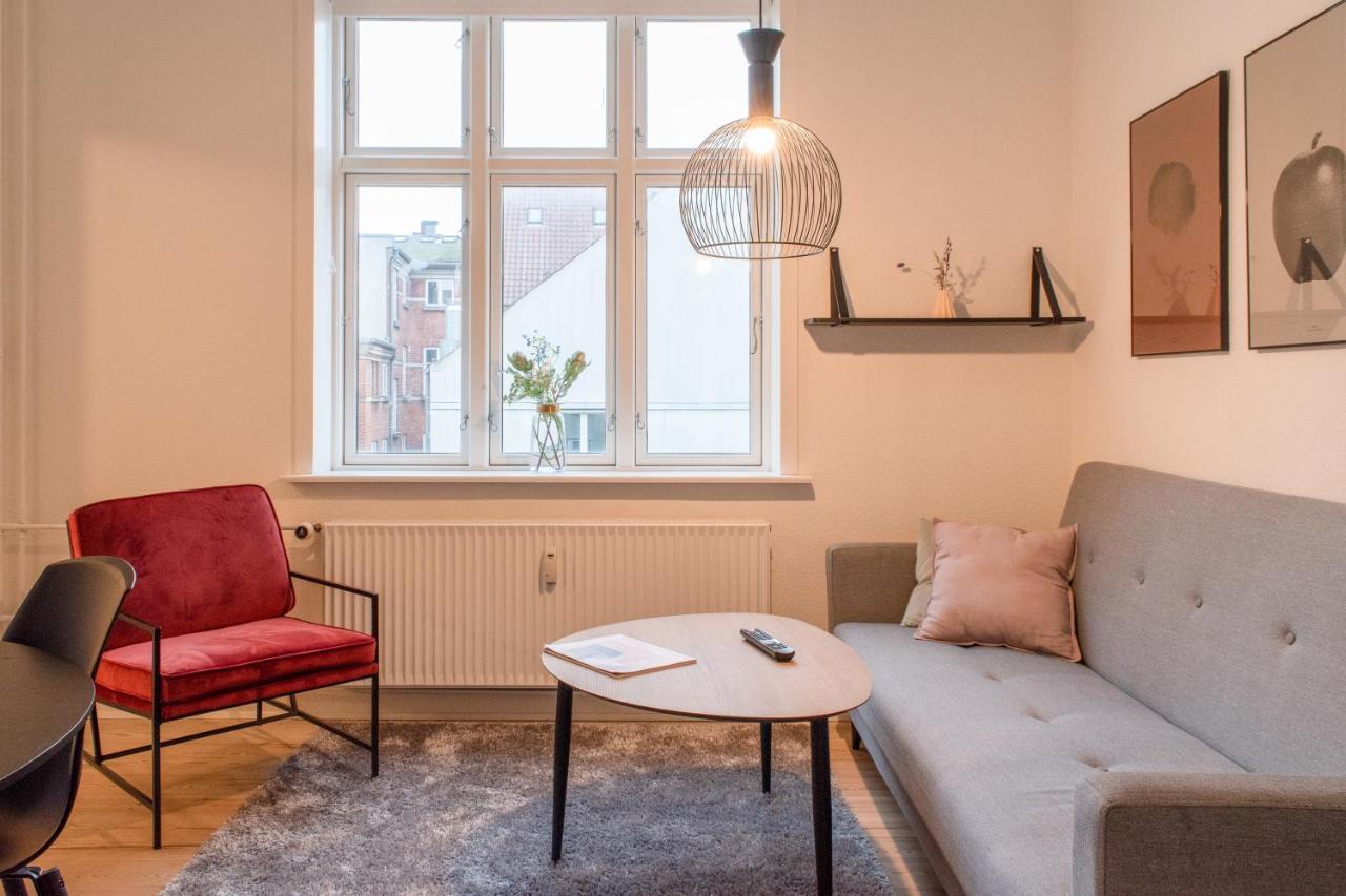 Bright And Spacious Apartment In Downtown Arhus Zewnętrze zdjęcie